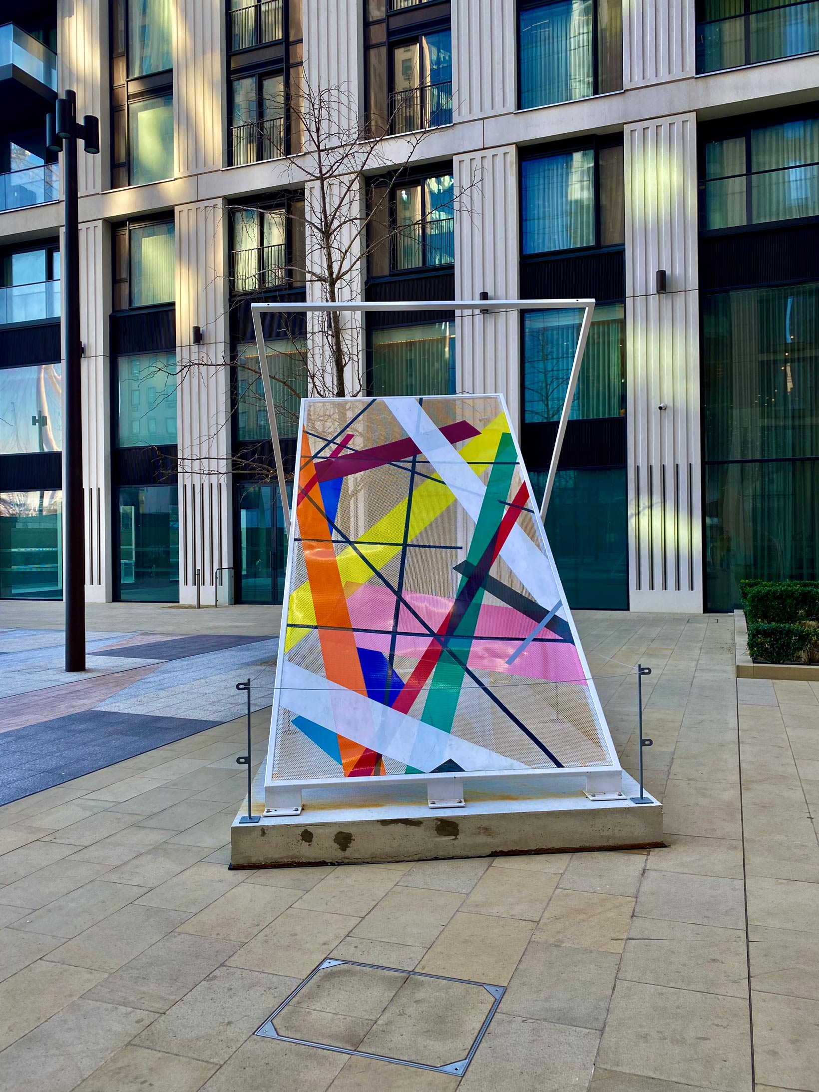 Solar-powered sculptures / charging stations unveiled at Southbank Place