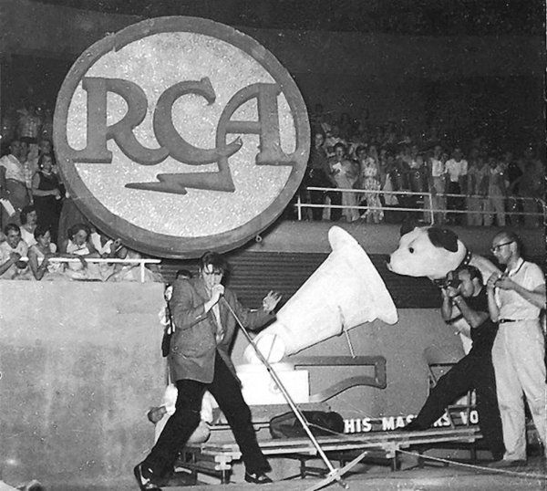 UK headquarters of RCA Records opens here