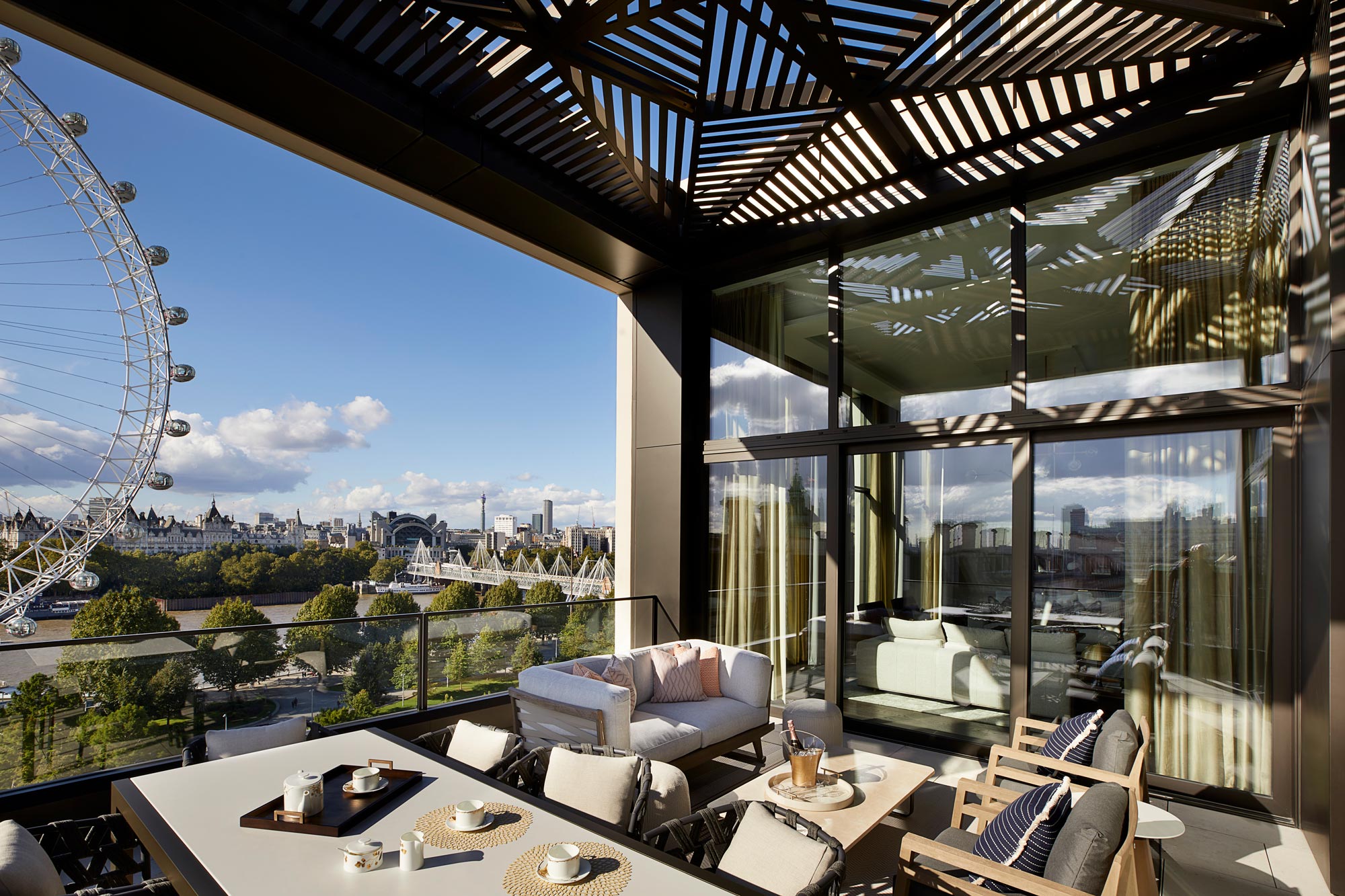 Southbank Place penthouse by Goddard Littlefair honoured by industry awards