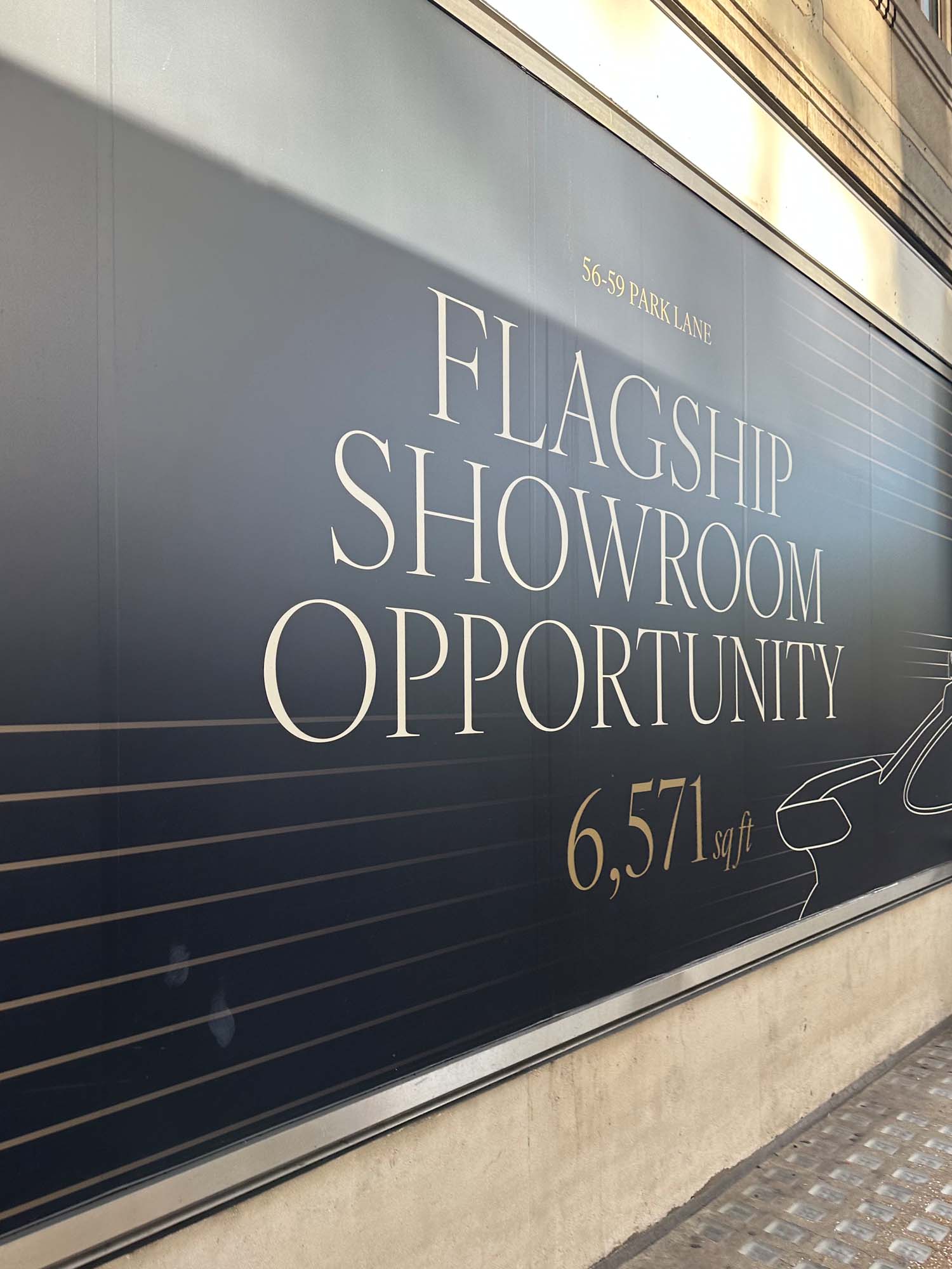 Flagship showroom opportunity on Park Lane
