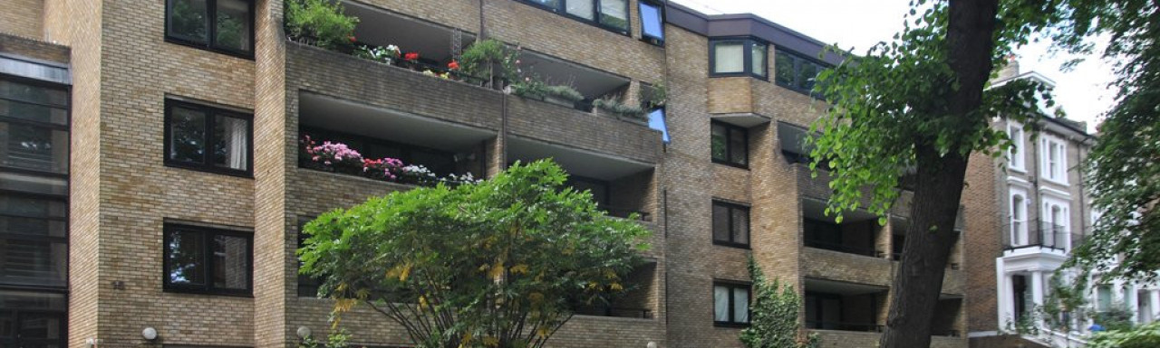 16 Belsize Avenue apartment building in Belsize Park, London NW3.