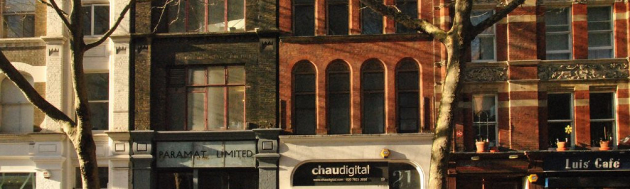 Chau Digital at 19-21 Rosebery Avenue building in 2014