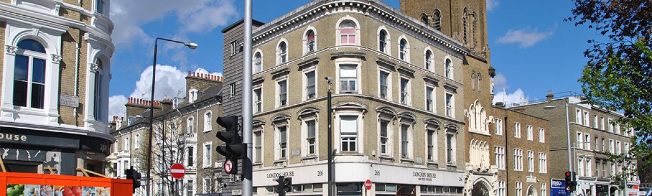 266-266a Fulham Road on the corner of Edith Grove and Fulham Road in Spring 2014