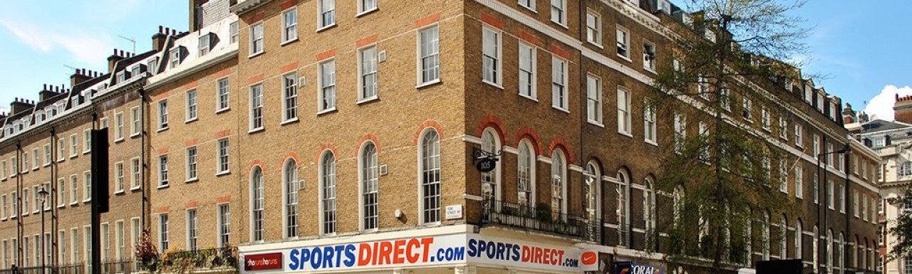 Sherunsheruns and Sports Direct at 105 Baker Street in 2012 (both closed now).
