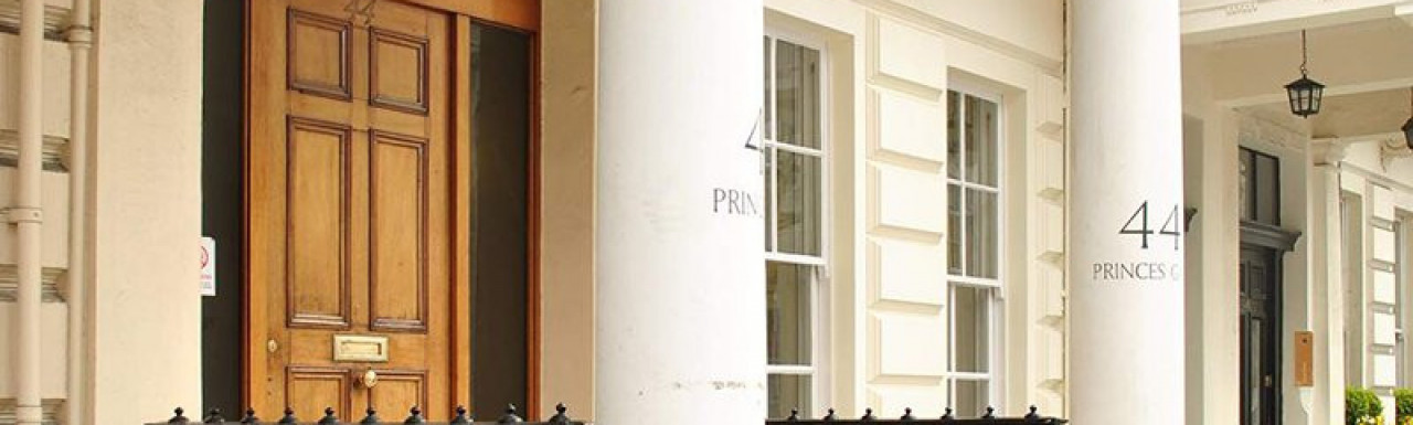 Entrance to Montrose House at 44 Princes Gate, London SW7.