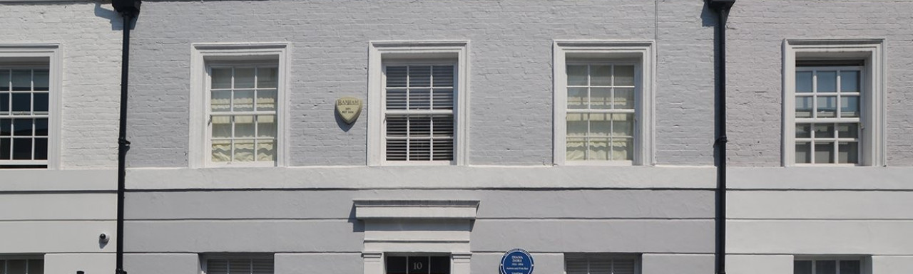 10 Burnsall Street in Chelsea, London SW3.