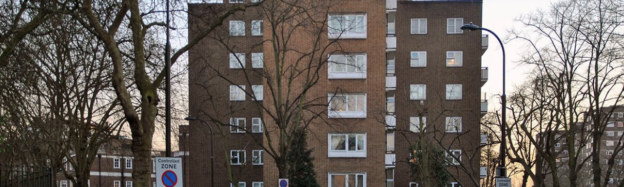 95 Avenue Road apartment building in London NW8.