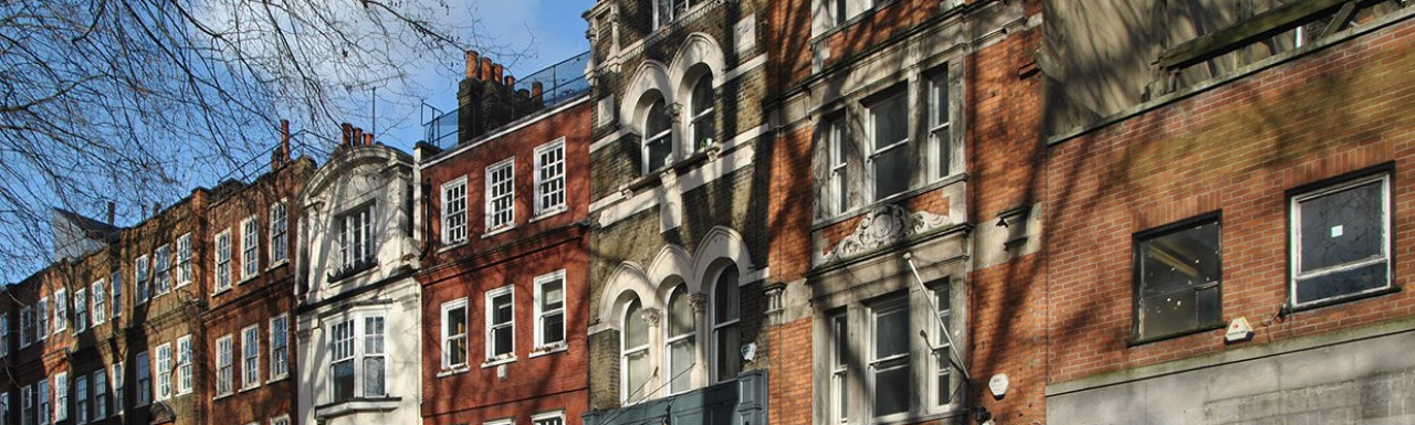 Ladbrokes at 6 Kensington Church Street in 2014.