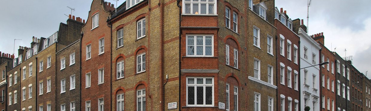 44 Queen Anne Street building.