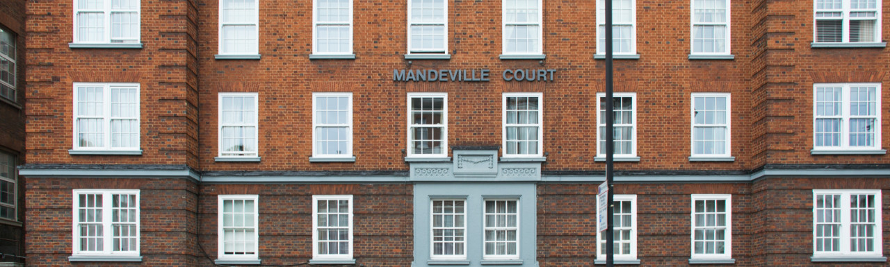 Entrance to Mandeville Court on Finchley Road.