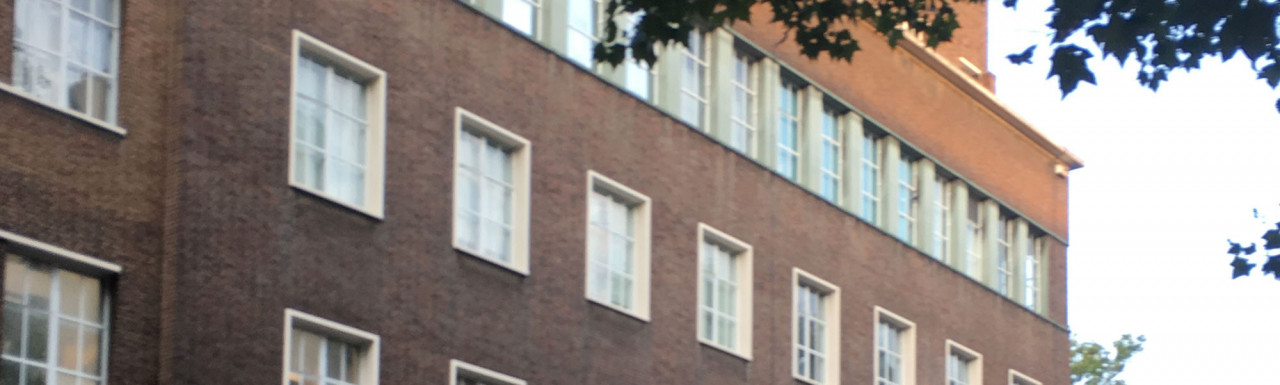 UCL School of Pharmacy building - Hunter Street elevation.