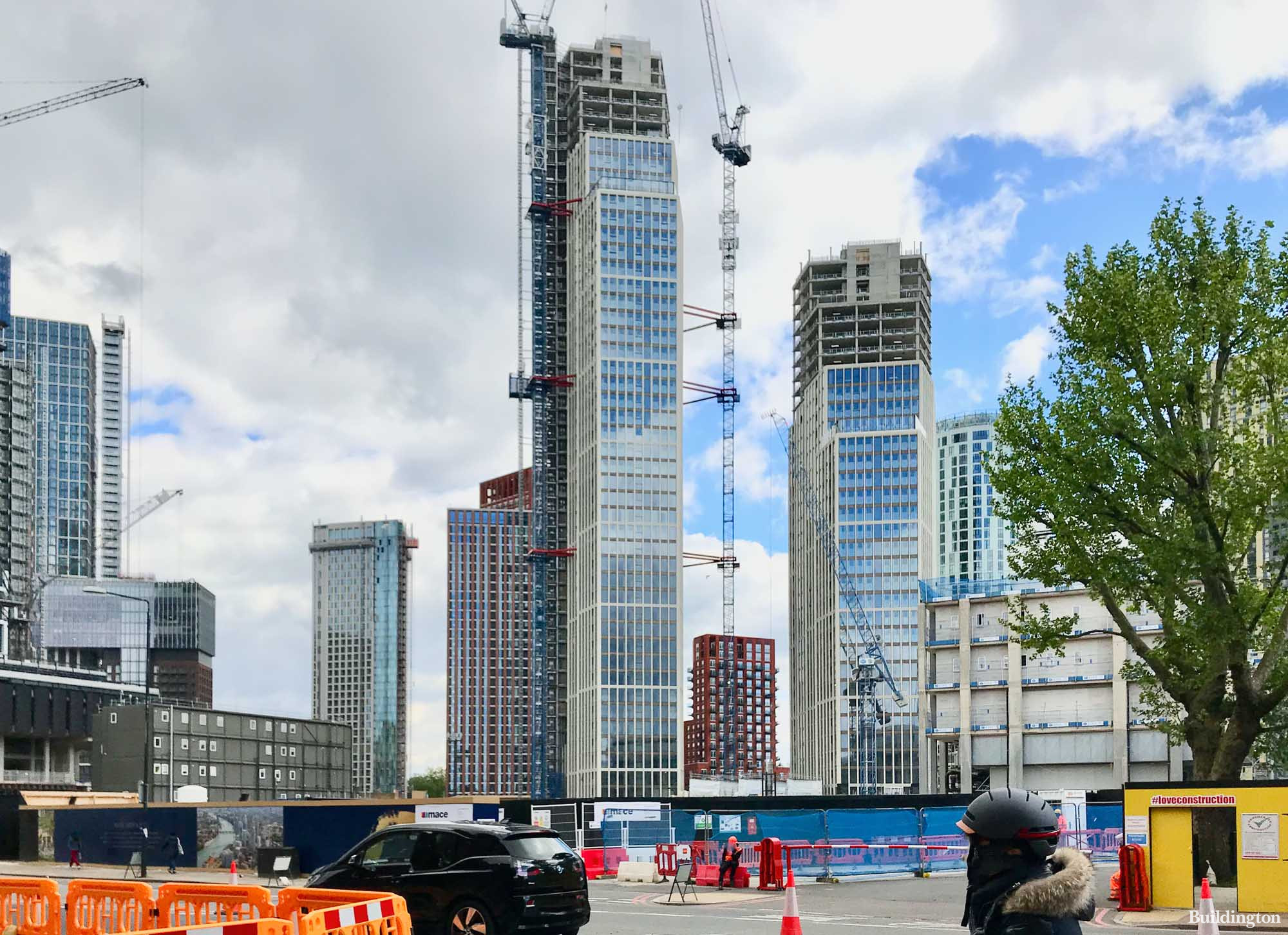Buildings No.8 and No.9 under construction. View to Thames City from Nine Elms Lane.