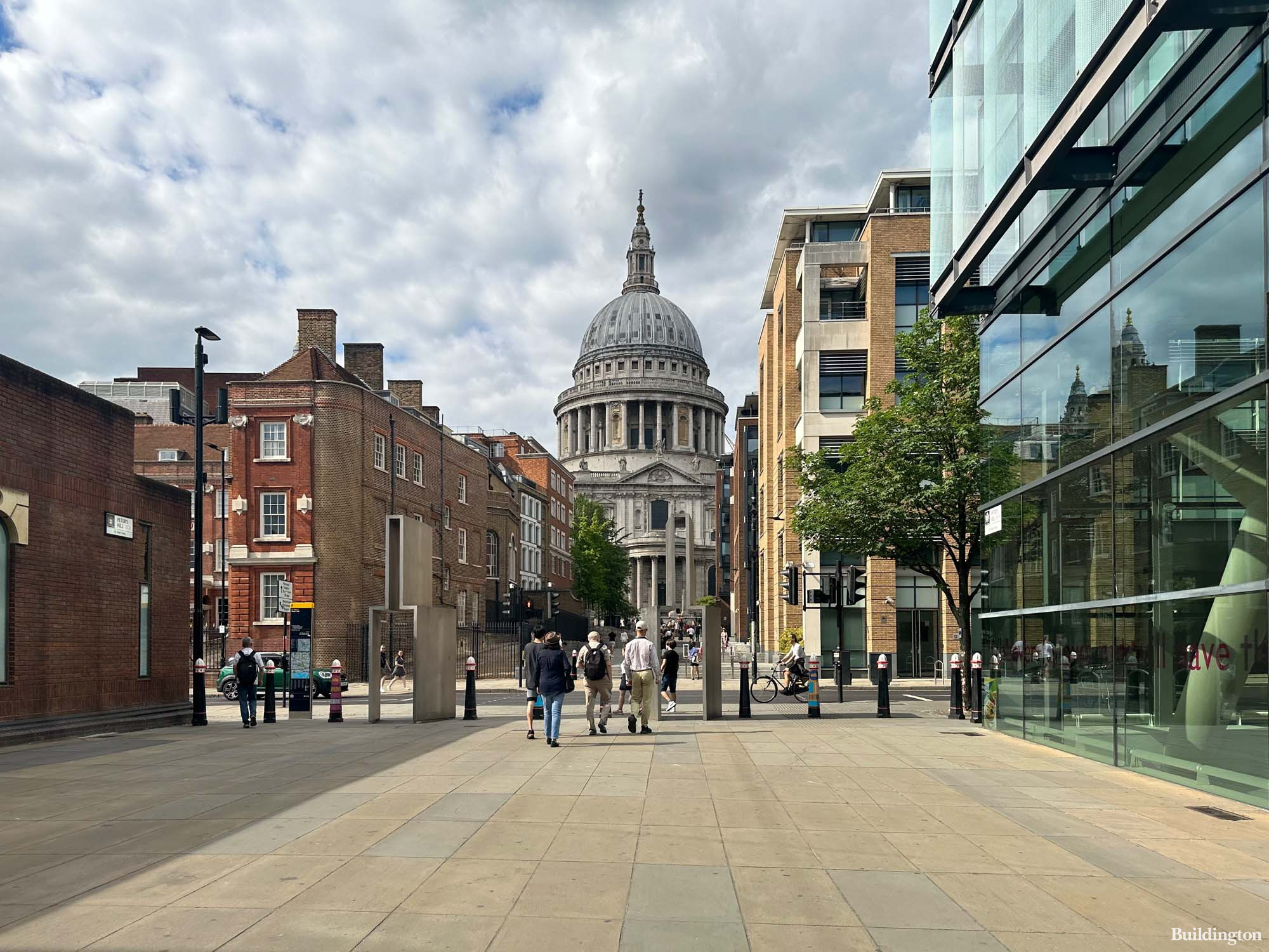 St Paul's Cathedral from Sermon Lane.