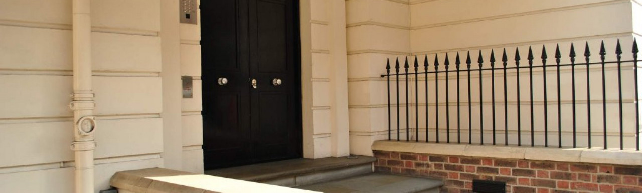 Entrance to Belgravia Mansions.