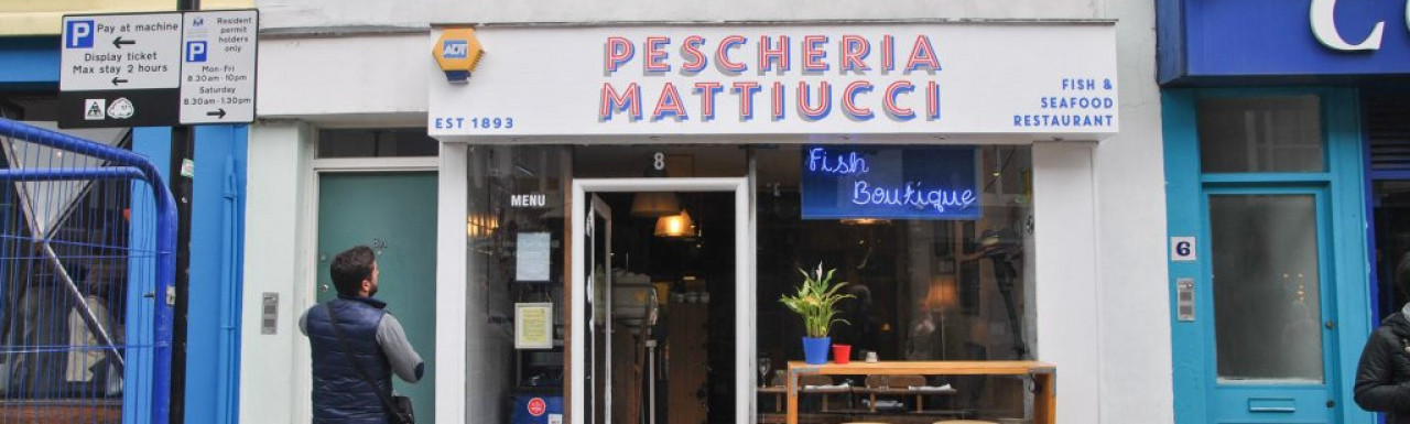Pescheria Mattiucci at 8 Blenheim Crescent in Notting Hill, London W11.