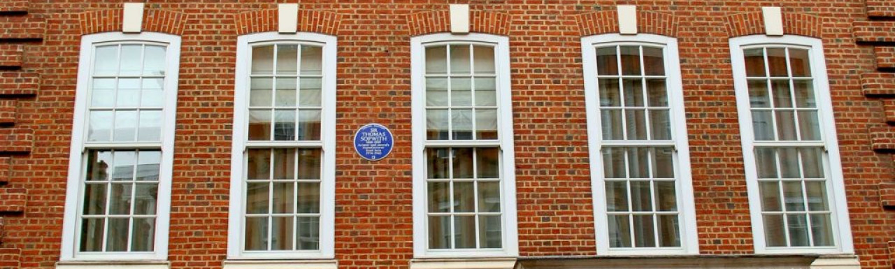 Sir Thomas Sopwith 1888-1989 aviator and aircraft manufacturer lived here 1934-1940.